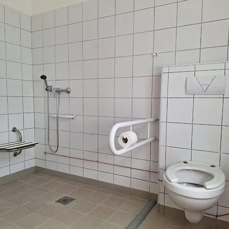 Esely Apartmanhaz Nyiregyhaza Exterior photo